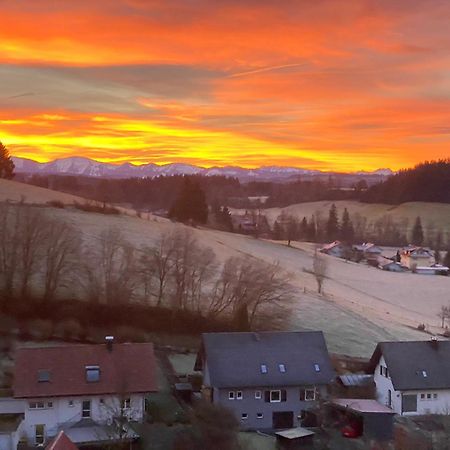 Ferienwohnung Bergblick Wangen Im Allgaeu Mit Garten, 2022 Komplett Renoviert Exteriör bild
